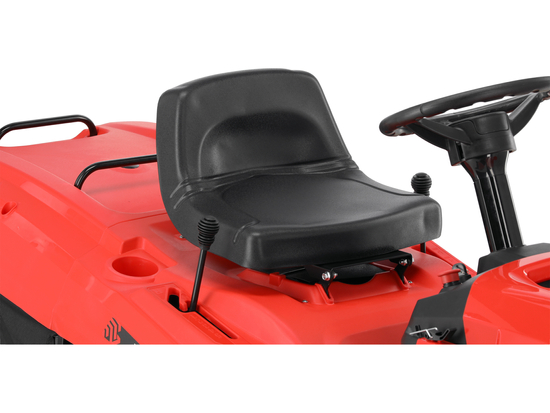 TRAKTORS, BENZĪNA ZĀĻU PĒVEJS