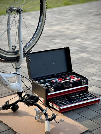 BOÎTE À OUTILS, JEU DE 80 PIÈCES.