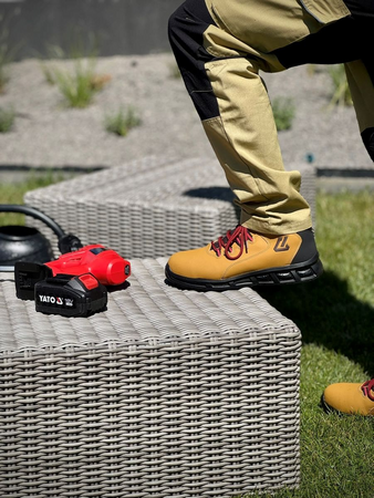 MIDDLE-CUT SAFETY SHOES TICAT S3S S. 47