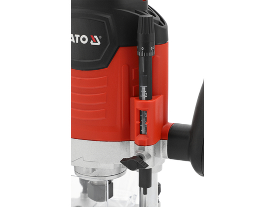 FRESADORA DE 1400 W (MANDRIL DE 6 MM E 8 MM)