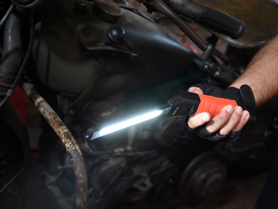 LAMPE D'ATELIER LED COB 5W + 3W