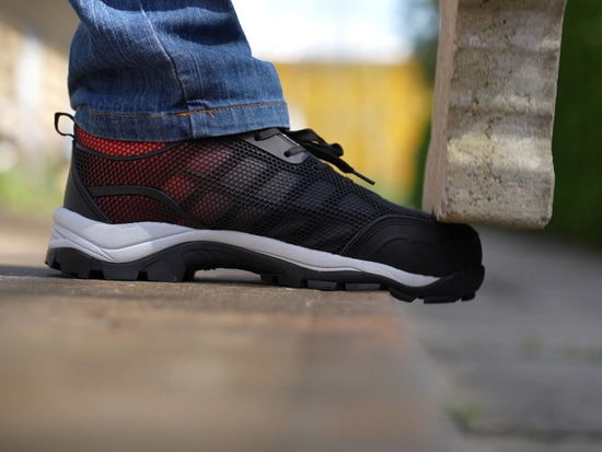 SCARPE DA LAVORO SPORTIVE E LEGGERE DÉCOLLETÉ S1P, TAGLIA 44