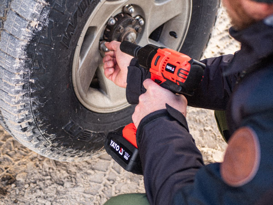 BRUSHLESS IMPACT WRENCH 18V, 1/2'', 700NM - BATTERY 3 AH