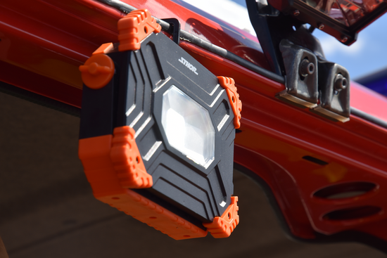 ΦΟΡΗΤΟ ΑΝΤΑΚΛΑΚΤΗ 20W COB 2000LM