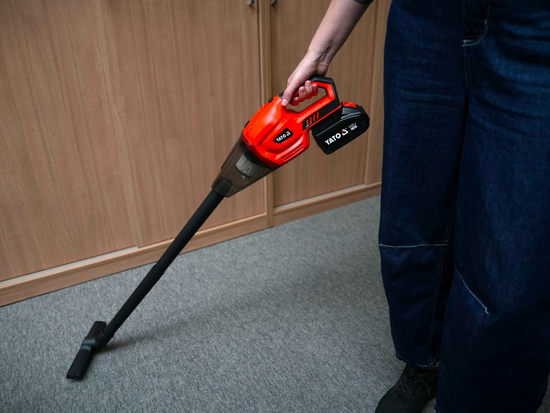 VACUUM CLEANER 18V - BATTERY 4 AH