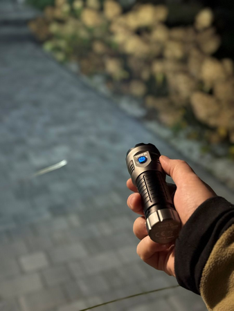 NABÍJAČNÁ BATERKA 30W 3000LM