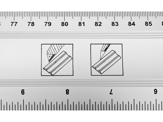 ALUMINIUM RULER 1000 MM WITH HOLDER AND 2 VIALS