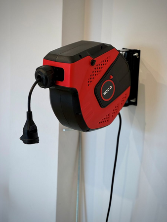 ELEKTRICKÝ PRODLUŽOVACÍ KABEL NA AUTOMATICKÉ NAVIJÁCI 10M+1M