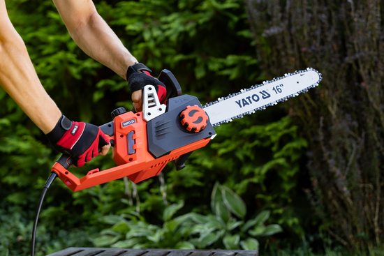 ELECTRIC CHAINSAW 2400W 16"
