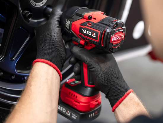 18V-OS ÜTŐKULCS 1/2'' 1200NM (4AH; BMC) M12-M24 CSAVARHOZ KEFE NÉLKÜLI MOTORVAL ÉS NYOMATÉK BEÁLLÍTÁSSAL