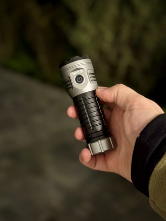 NABÍJAČNÁ BATERKA 30W 3000LM