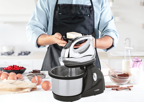 HAND MIXER 200- 250W WITH S/S BOWL