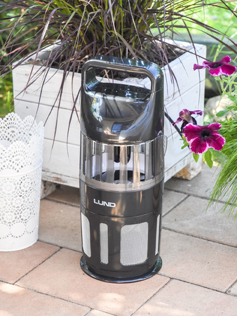 INSEKTICÍDNÍ LAMPA S VENTILÁTOREM, UV-A 15W