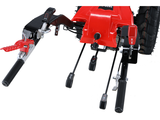 JEDNONÁPRAVOVÝ TRAKTOR