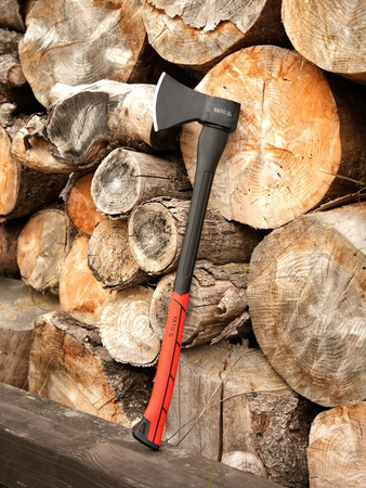 CHOPPING AXE 1800G FIBERGLASS HANDLE