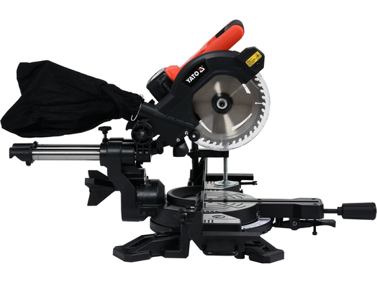 POKOSOVÁ PILA 185MM 18V 1 X 4,0AH + NABÍJEČKA