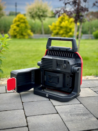 FLOODLIGHT 18V, 6000 LM, 65W - BODY