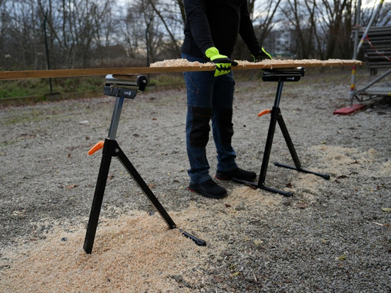 SUPPORT AVEC ROULEAU DE TRANSPORT