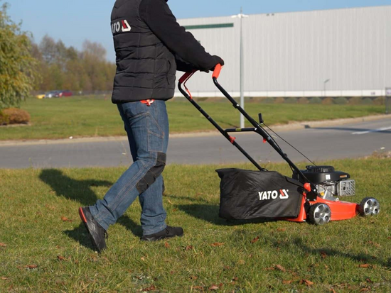 BENZINNYÍRÓ 41 CM HAJTÁS NÉLKÜL, TELJESÍTMÉNY 123 CM3