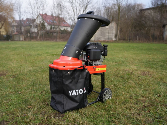 GASOLINE BRANCH SHREDDER