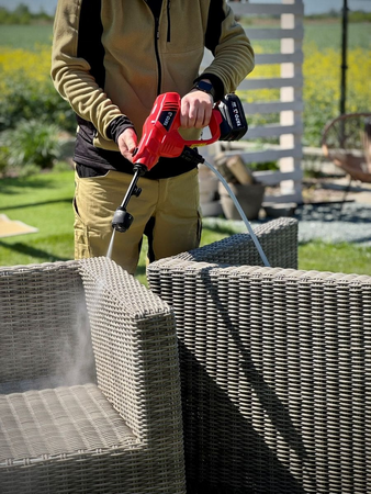 HIDROLIMPIADORA INALÁMBRICA 18V 23 BAR CON FUNCIÓN ASPIRACIÓN DE AGUA, TAMBIÉN PARA RIEGO Y PULVERIZACIÓN DE JARDÍN