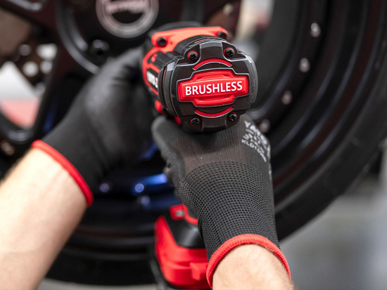 18V NÁRAZOVÝ KLÍČ 1/2'' 1200NM (4AH;BMC) PRO ŠROUBY M12-M24 S BEZKARTÁČOVÝM MOTOREM A NASTAVENÍM MOMENTU