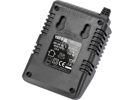 CHARGEUR INTELLIGENT 18V (2,4-4,5A) AVEC SYSTÈME DE REFROIDISSEMENT