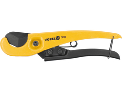 ŘEZAČ PVC TRUBEK DO 25MM