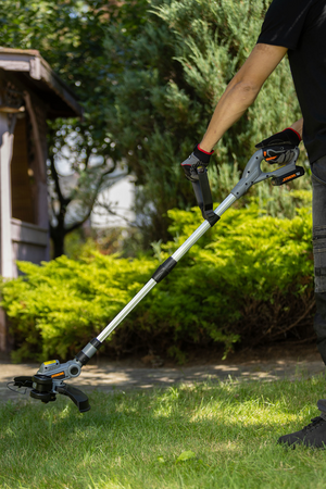 PODKASZARKA 20V, 25 CM, 8000 MIN⁻¹ - BEZ AKUMULATORA